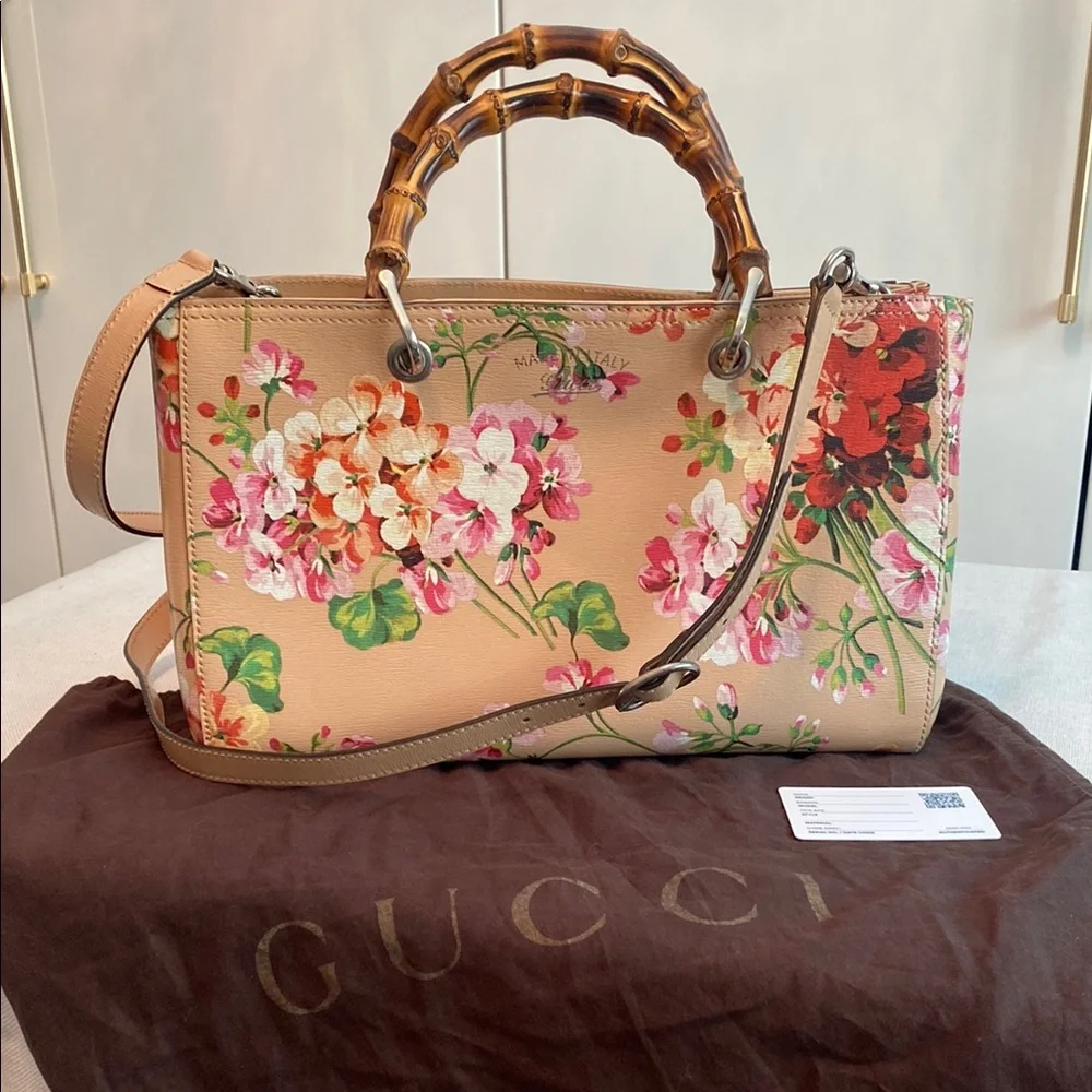 Gucci • Blooms Print Bamboo Shopper Tote in Pink Apricot *AUTHENTICATED* - Picture 17 of 17